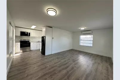 1409 N Dixie Hwy #1, Fort Lauderdale, FL 33304 - Photo 1