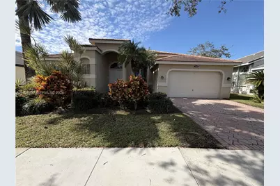 1260 Ginger Cir, Weston, FL 33326 - Photo 1