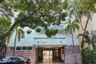921 Jefferson Ave, Miami Beach, FL 33139 - Photo 1