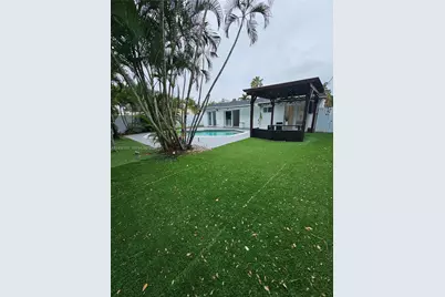 1421 N 65th Ter, Hollywood, FL 33024 - Photo 1