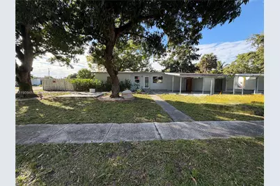 4210 SW 10th St, Plantation, FL 33317 - Photo 1