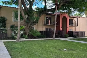 10786 N Kendall Dr, Miami, FL 33176 - Photo 1