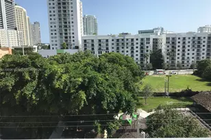 115 SW 11th St, Miami, FL 33130 - Photo 1