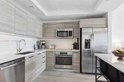 121 NE 34th St #1612, Miami, FL 33137 - Photo 1