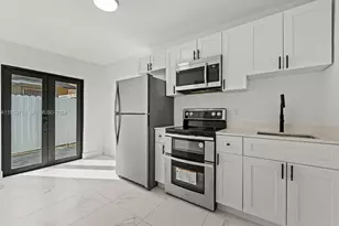921 NW 22nd Ct, Miami, FL 33125 - Photo 1