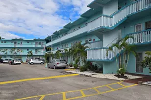1501 NE Miami Gardens Dr, Miami, FL 33179 - Photo 1