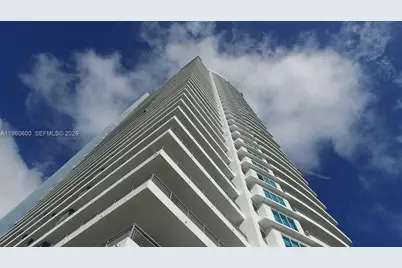 60 SW 13th St #3405, Miami, FL 33130 - Photo 1
