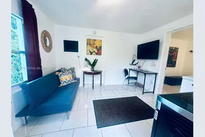 1533 SW 29th Ave #1, Fort Lauderdale, FL 33312 - Photo 1