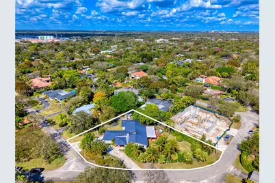 8001 SW 133rd St, Pinecrest, FL 33156 - Photo 1