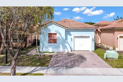 2120 NE 37th Rd, Homestead, FL 33033 - Photo 1