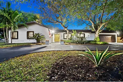 17605 SW 86th Ave, Palmetto Bay, FL 33157 - Photo 1