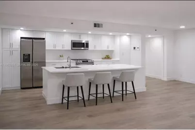 955 Egret Cir #310, Delray Beach, FL 33444 - Photo 1