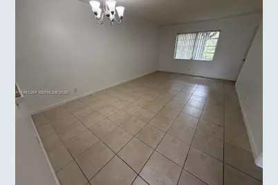 301 Cambridge Rd #106, Hollywood, FL 33024 - Photo 1