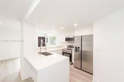 230 Sunrise Dr #1, Key Biscayne, FL 33149 - Photo 1