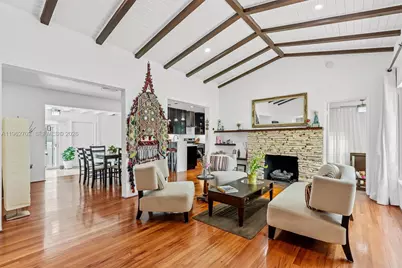 318 NE 105th St, Miami Shores, FL 33138 - Photo 1