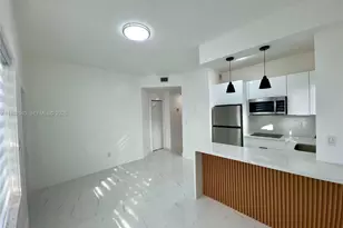 421 NW 13th Ave, Miami, FL 33125 - Photo 1