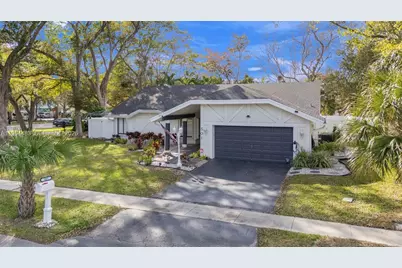 501 NW 78th Way, Plantation, FL 33324 - Photo 1