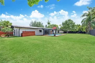 8270 SW 130th St, Pinecrest, FL 33156 - Photo 1