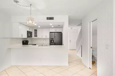 7041 SW 42nd Pl, Davie, FL 33314 - Photo 1