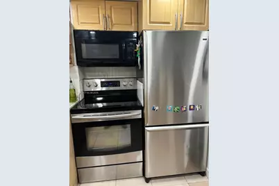 9365 Fontainebleau Blvd #E105, Miami, FL 33172 - Photo 1