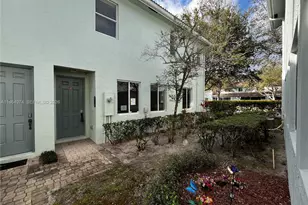 3021 Laurel Ridge Cir, Riviera Beach, FL 33404 - Photo 1