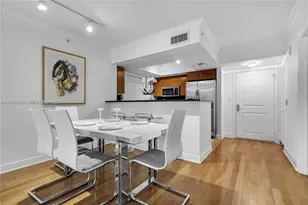 99 SE Mizner Blvd, Boca Raton, FL 33432 - Photo 1