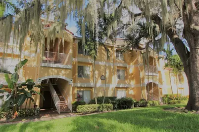 2321 NW 33rd St #213, Oakland Park, FL 33309 - Photo 1