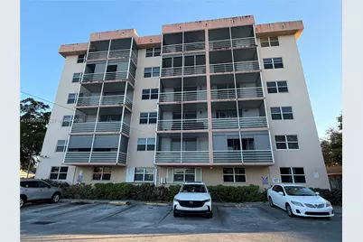 1830 Dixieanna St #406, Hollywood, FL 33020 - Photo 1