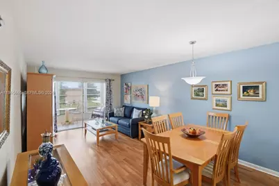 9850 Sunrise Lakes Blvd #305, Sunrise, FL 33322 - Photo 1