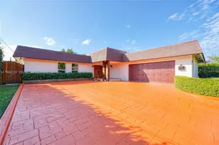 5826 SW 17th St, Miami, FL 33155 - Photo 1