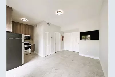 842 SW 14th Ave #2, Miami, FL 33135 - Photo 1