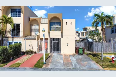 1115 W 38th Ter #50, Hialeah, FL 33012 - Photo 1
