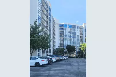 1000 Parkview Dr #605, Hallandale Beach, FL 33009 - Photo 1