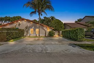 14813 SW 81st St, Miami, FL 33193 - Photo 1