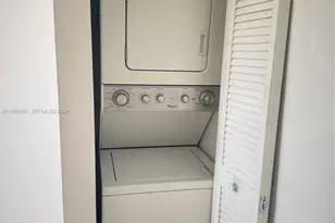 7130 Rue Versailles, Miami Beach, FL 33141 - Photo 1