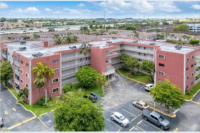 8425 NW 8th St #304, Miami, FL 33126 - Photo 1