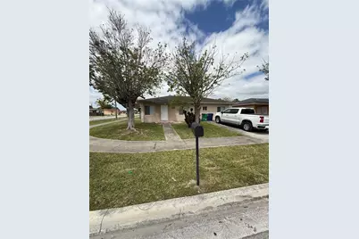 1205 NW 7th Ave, Florida City, FL 33034 - Photo 1