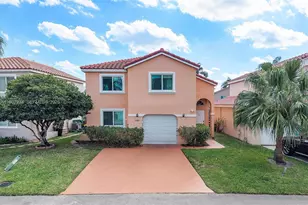 1054 SE 6th Ave, Dania Beach, FL 33004 - Photo 1