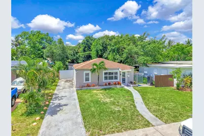 2318 Washington St, Hollywood, FL 33020 - Photo 1