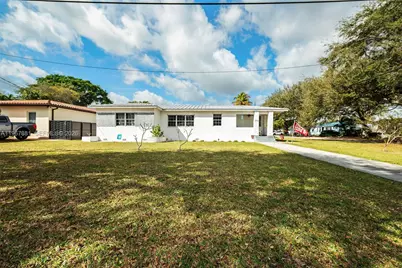 296 Navajo St, Miami Springs, FL 33166 - Photo 1