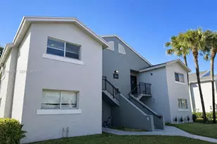 971 Lake Terry Dr, West Palm Beach, FL 33411 - Photo 1