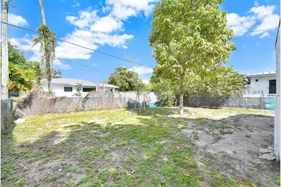 503 NW 47th Ter #0, Miami, FL 33127 - Photo 26