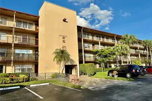 13255 SW 9th Ct, Pembroke Pines, FL 33027 - Photo 1