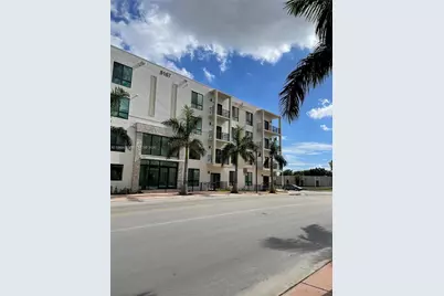 8167 NW 41st St #E-201, Doral, FL 33166 - Photo 1