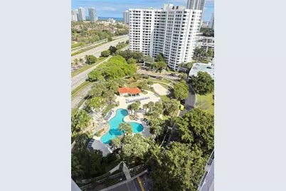 3300 NE 191st St #1911, Aventura, FL 33180 - Photo 1