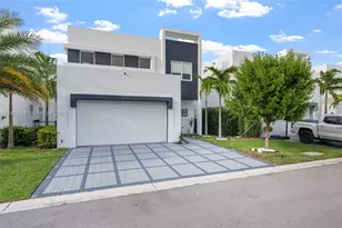 10373 NW 68th Terrace, Doral, FL 33178 - Photo 1