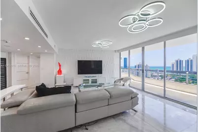 19195 NE 36th Ct #2707, Aventura, FL 33180 - Photo 1