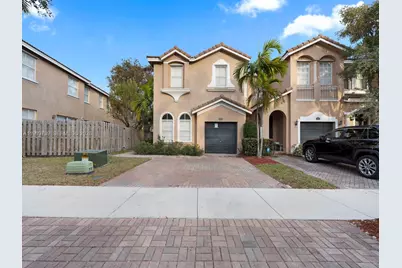 1483 SE 25th Ave, Homestead, FL 33035 - Photo 1