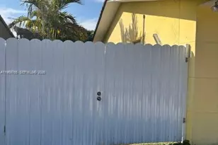 Xxx30 SW 21st St, Miami, FL 33175 - Photo 1