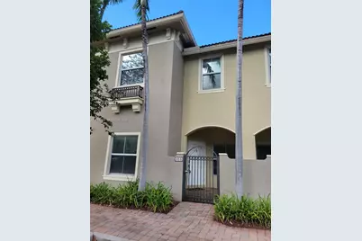 2851 W Prospect Rd #405, Tamarac, FL 33309 - Photo 1